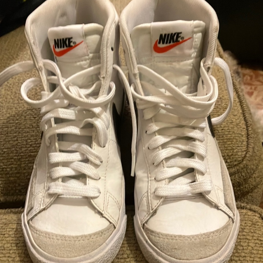 Nike White High-Top Shoes with Red Logo